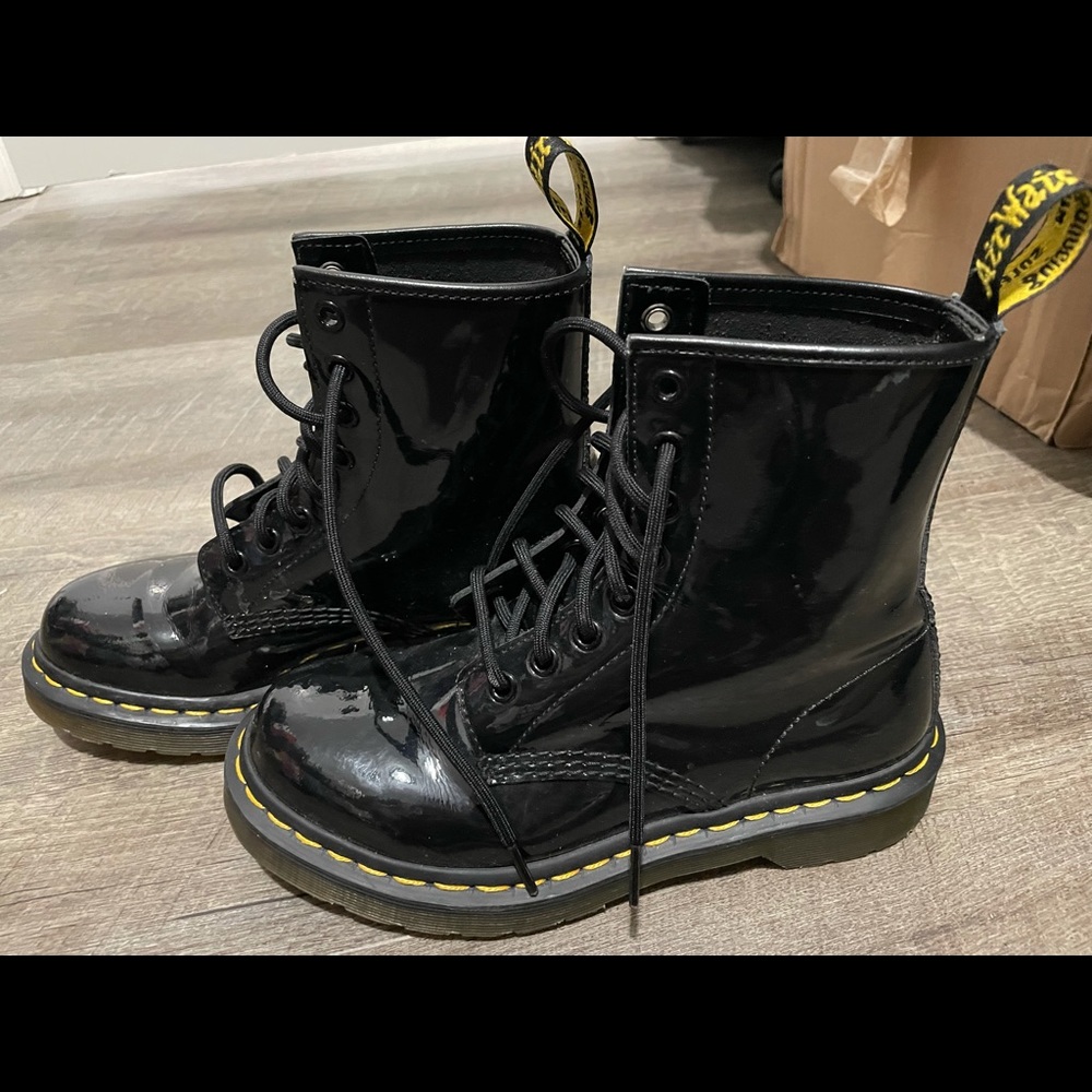 Patent Dr. Martens boots